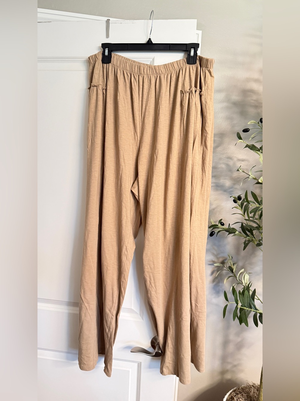 Aerie Happiest Wide Leg Pant